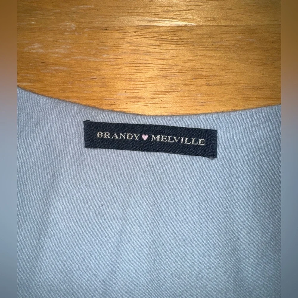 Brandy Melville V-Neck Tee Shirt - Picture 3 of 3